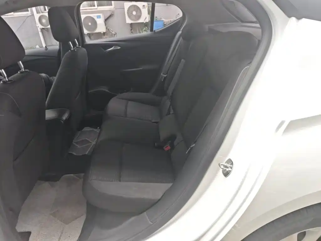 Buick Verano — миниатюра 17
