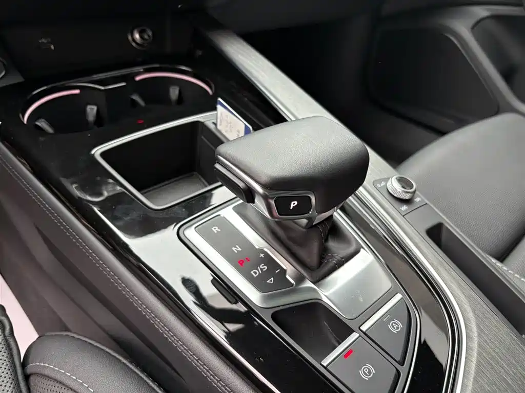 Audi A4L — миниатюра 6