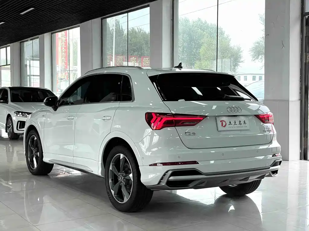 Audi Q3 2022 35 TFSI Fashion