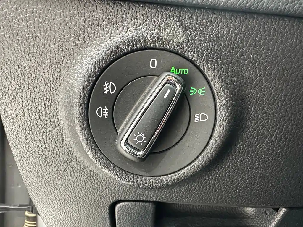 Skoda Superb — миниатюра 9