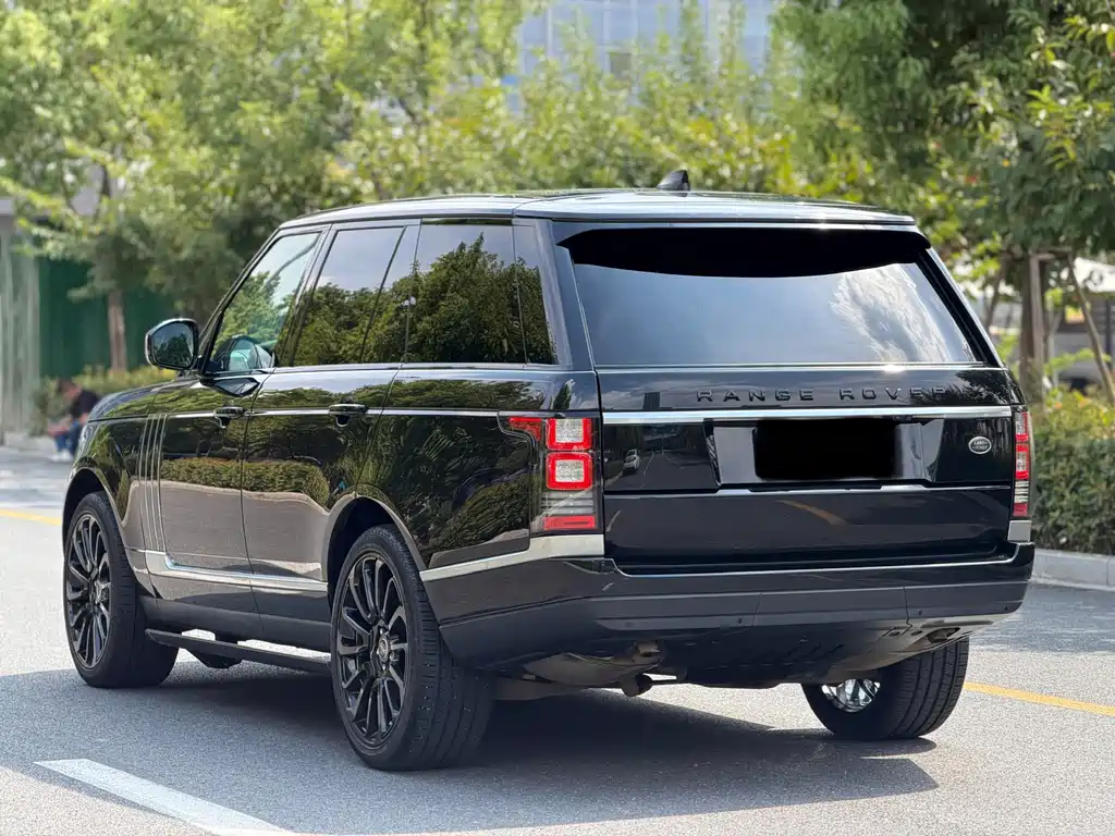 Land Rover Range Rover — миниатюра 19
