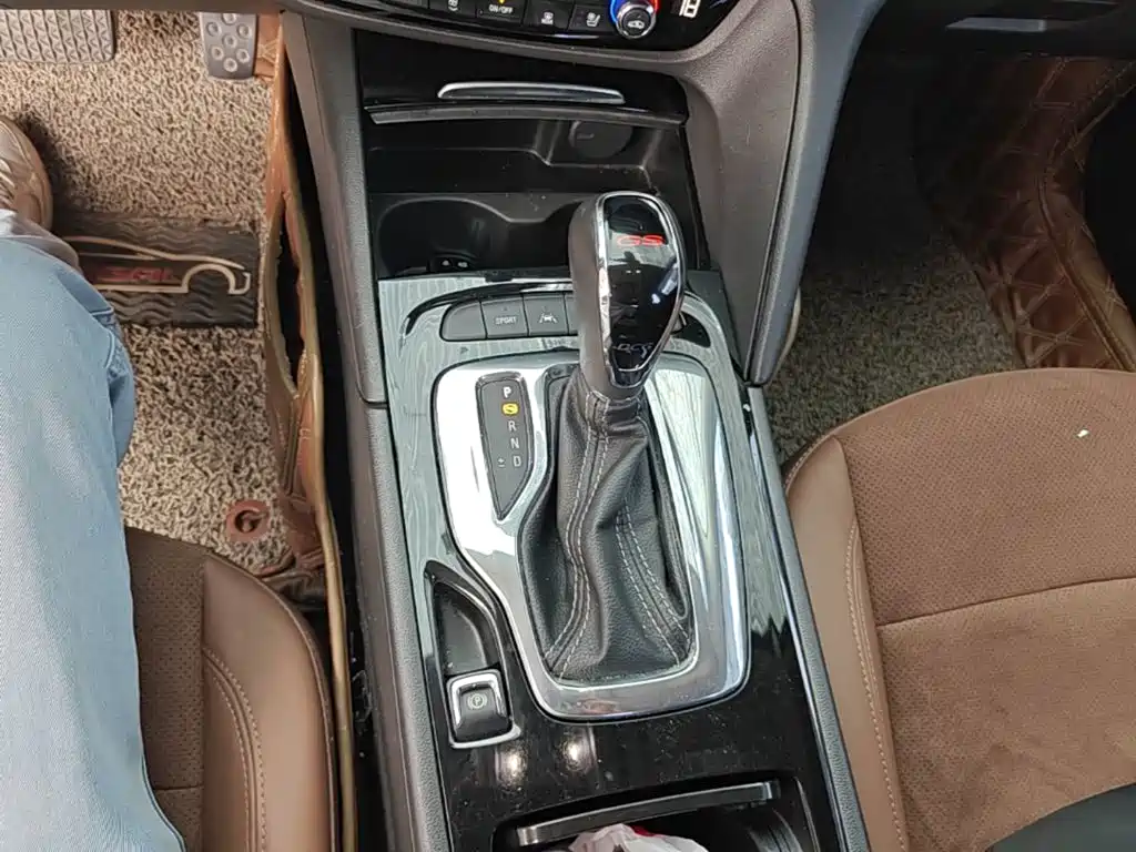 Buick Regal — миниатюра 14