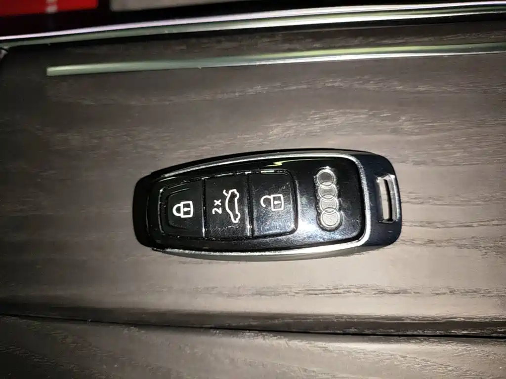 Audi A6L — миниатюра 9