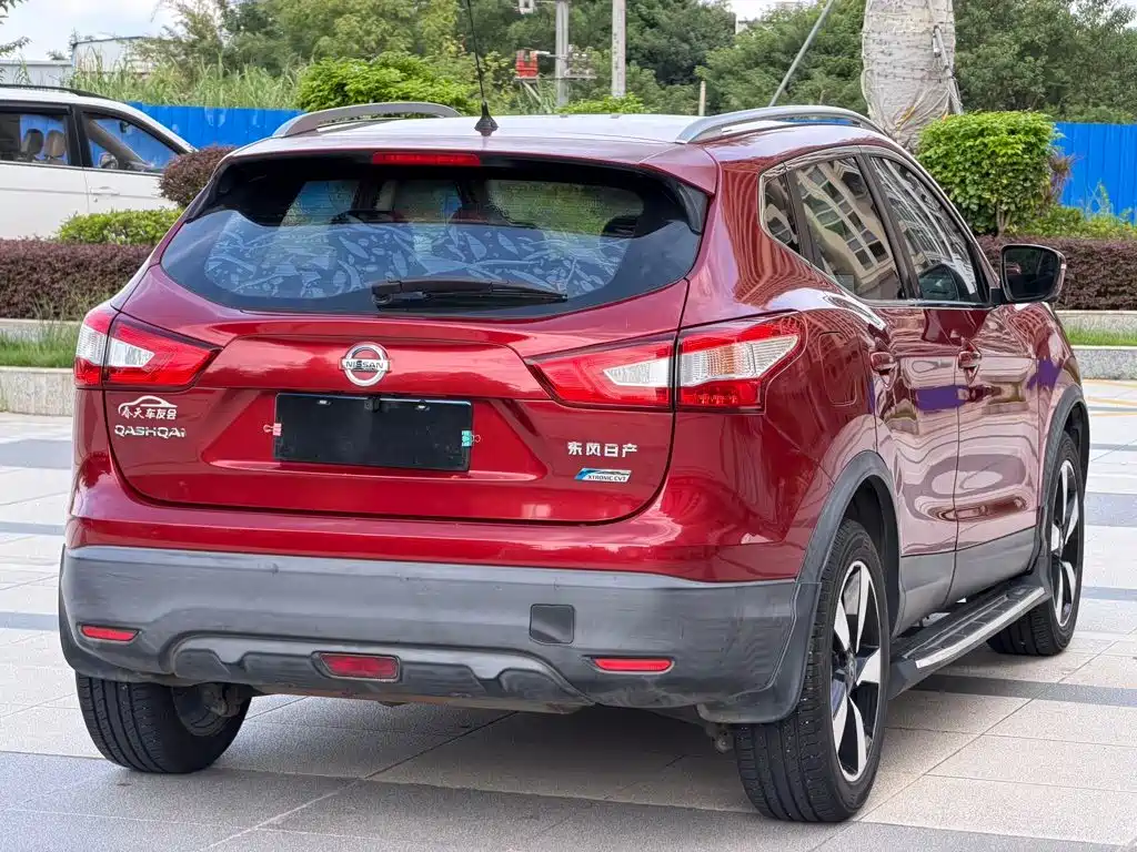 Nissan Qashqai — миниатюра 7