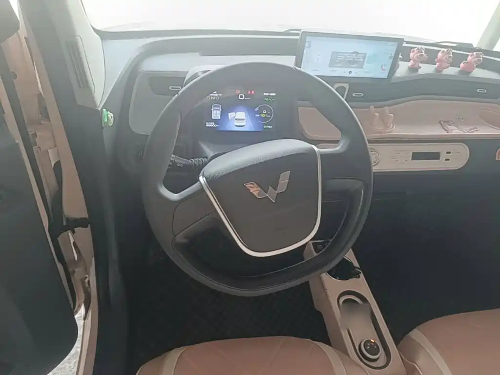 Wuling MINIEV — миниатюра 11