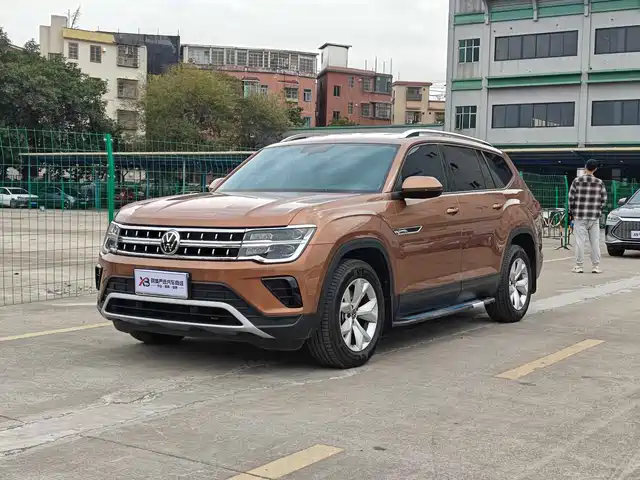 VOLKSWAGEN TOURANG 2022