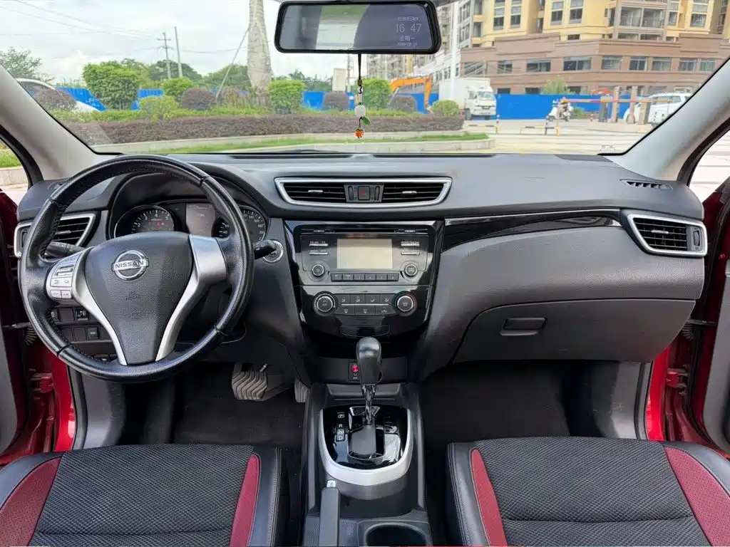 Nissan Qashqai — миниатюра 5