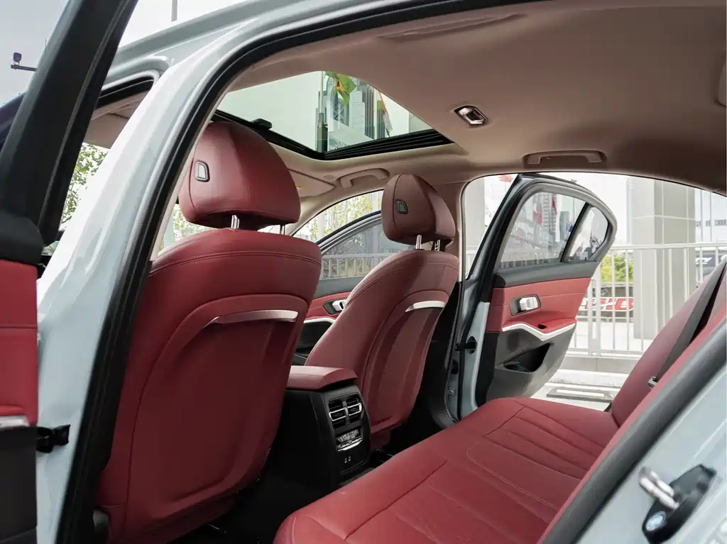 BMW 3 Series — миниатюра 25