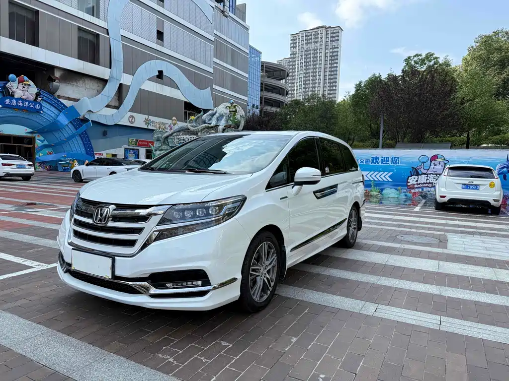 Honda Elysion — миниатюра 3