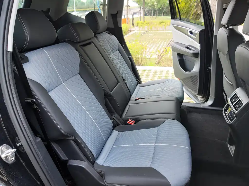 Volkswagen Teramont — миниатюра 13