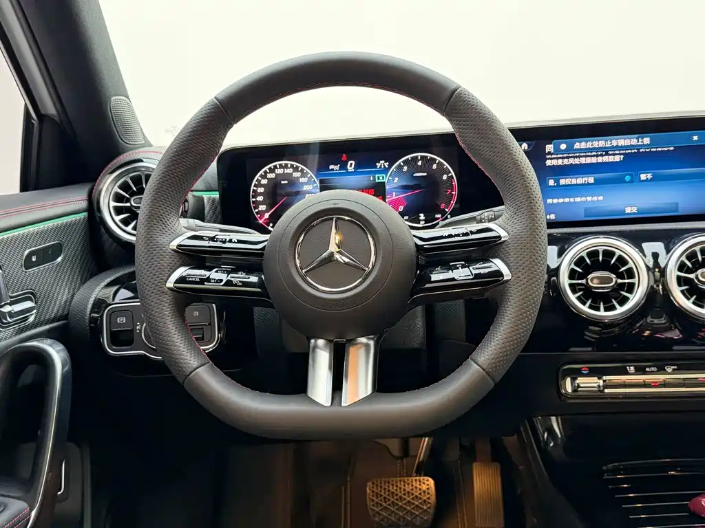 Mercedes-Benz A-Class — миниатюра 14