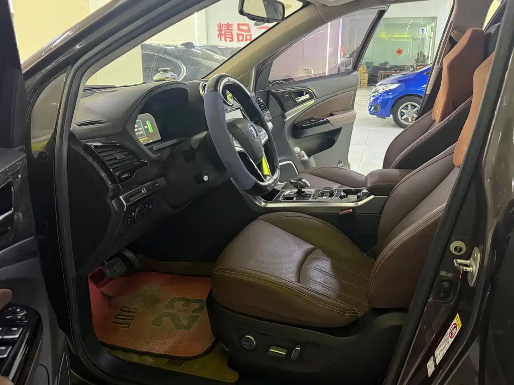 BYD Tang New Energy — миниатюра 7