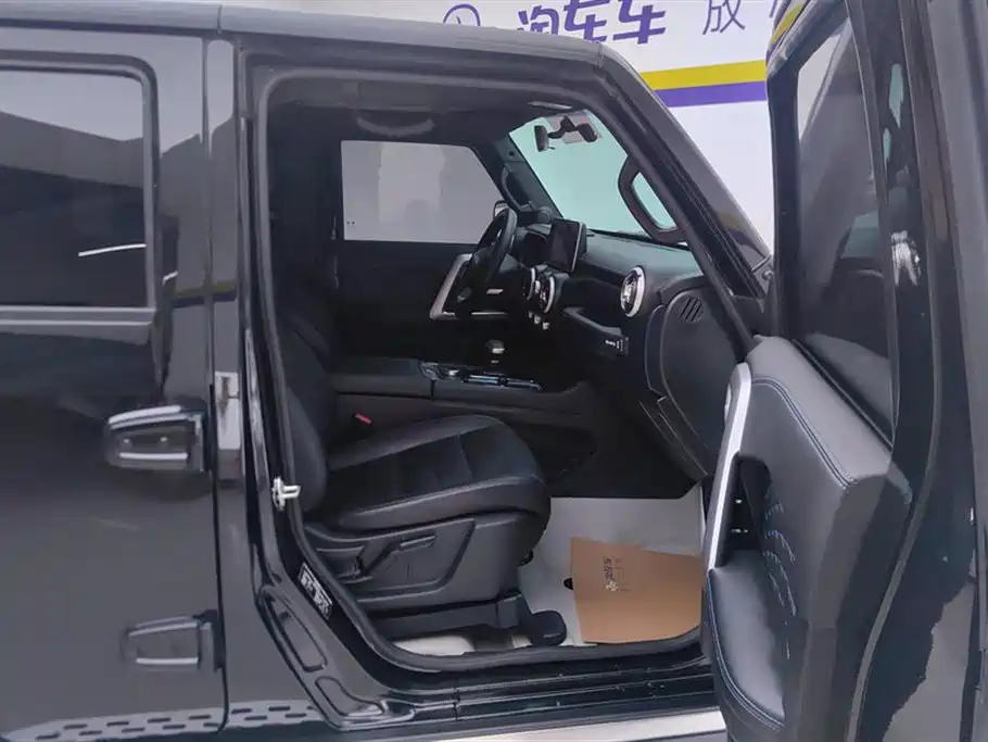 BAIC BJ40 2024 2.0T