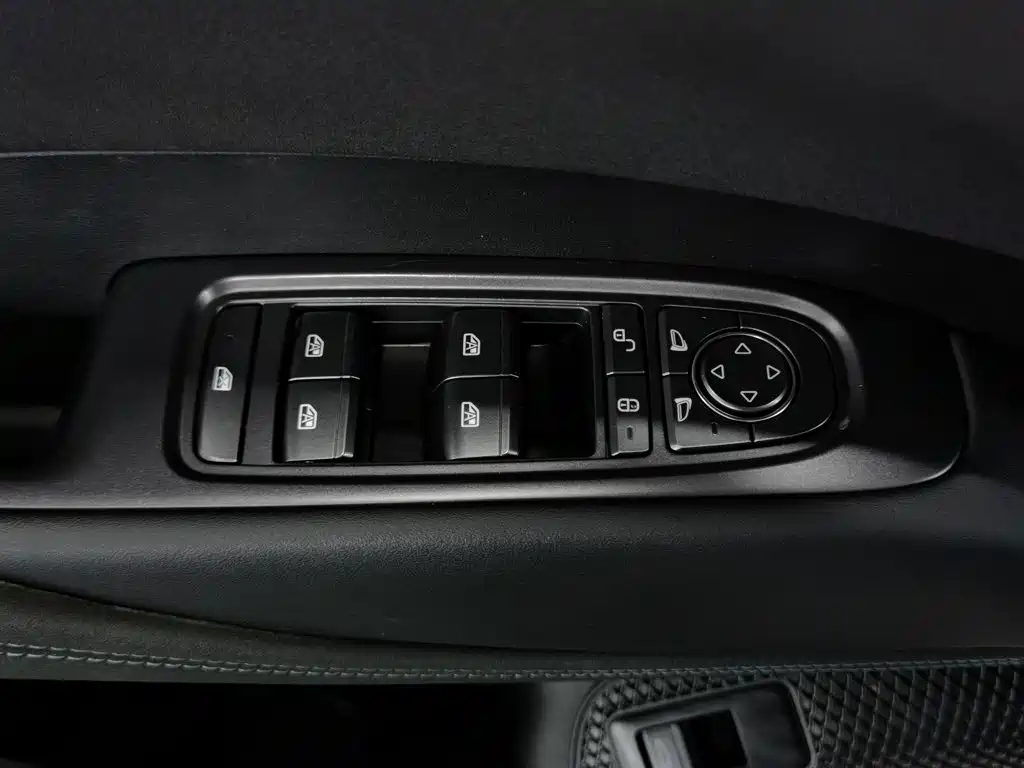 BYD Seal 06 06 2024 DM-i 80KM Luxury
