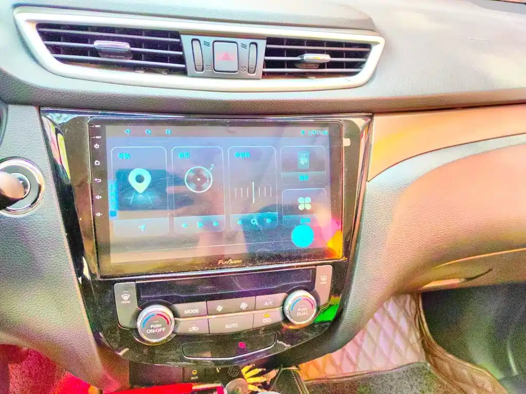 Nissan X-Trail — миниатюра 9