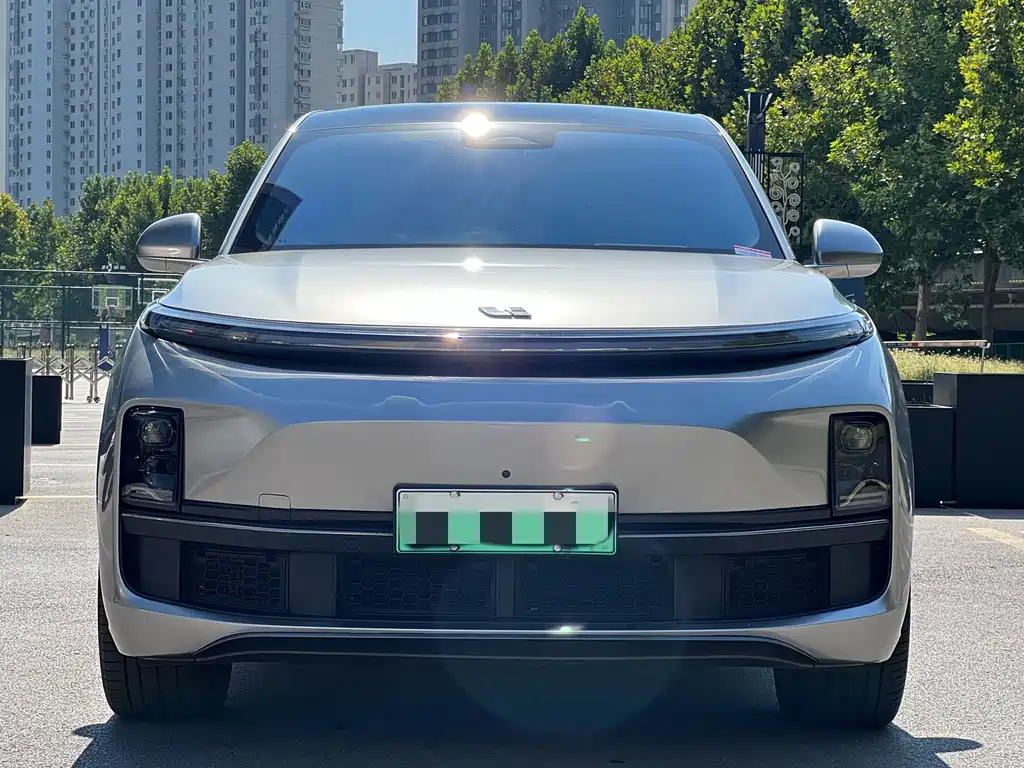 Li Auto Li L8 — миниатюра 2