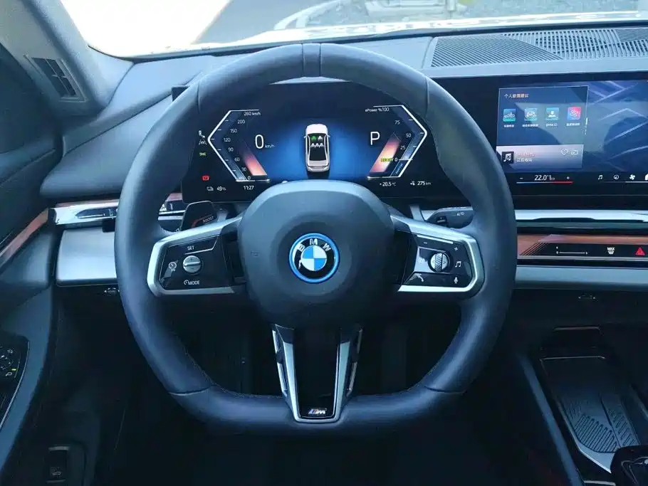 BMW i5 — миниатюра 9