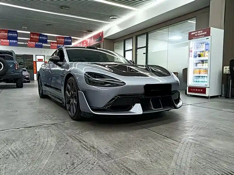 XIAOMI CAR XIAOMI SU7 ULTRA