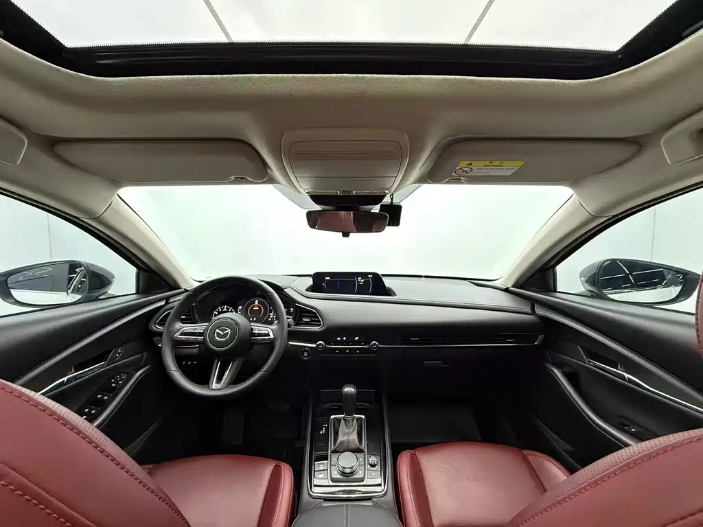 MAZDA CX 30