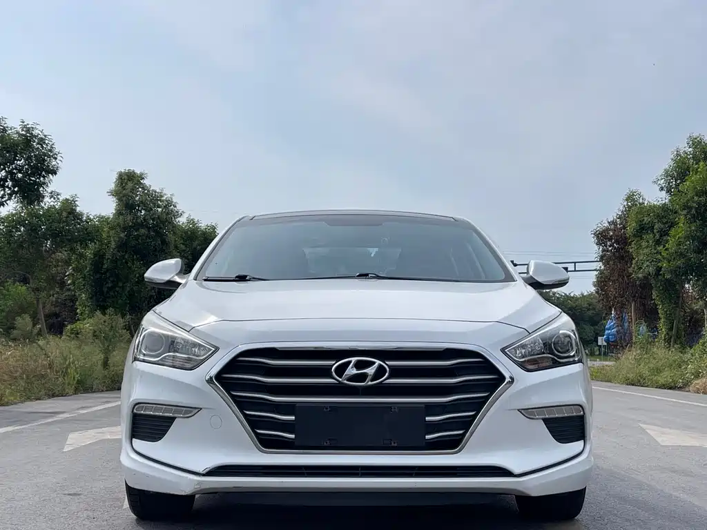 Hyundai Mistra — миниатюра 2