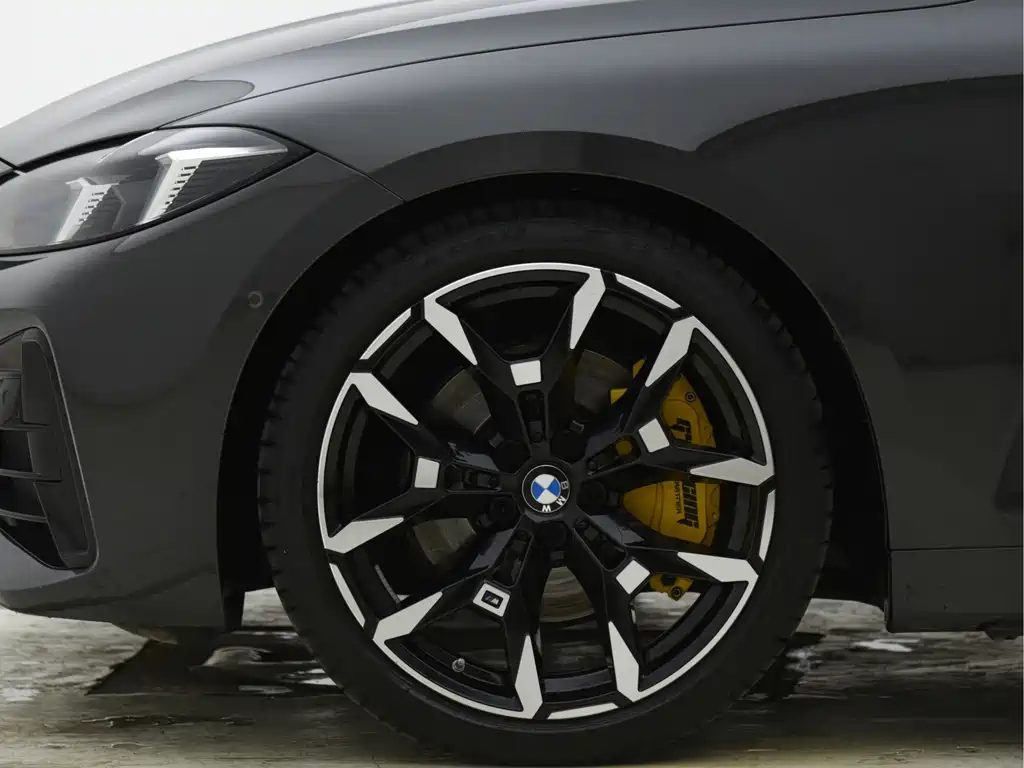 BMW 4 Series — миниатюра 14