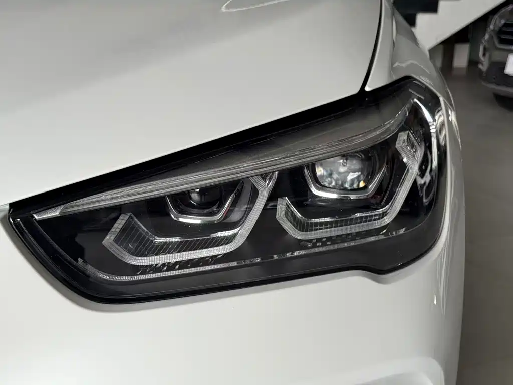 BMW X1 — миниатюра 6