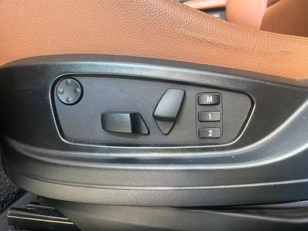BMW X6 — миниатюра 9