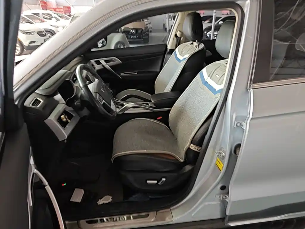 Geely Boyue — миниатюра 15