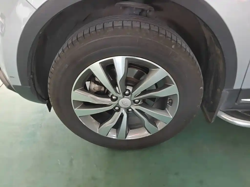 Geely Boyue — миниатюра 23