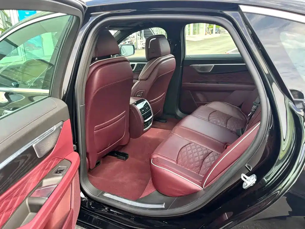 Cadillac CT6 — миниатюра 15