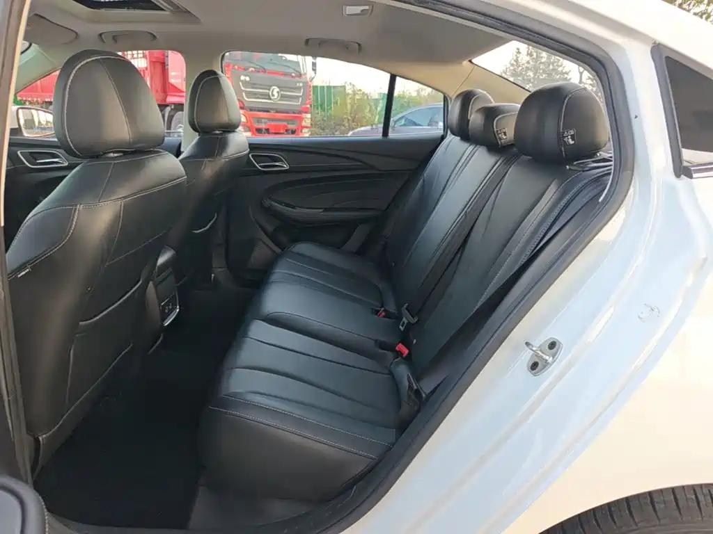 Roewe i5 — миниатюра 17