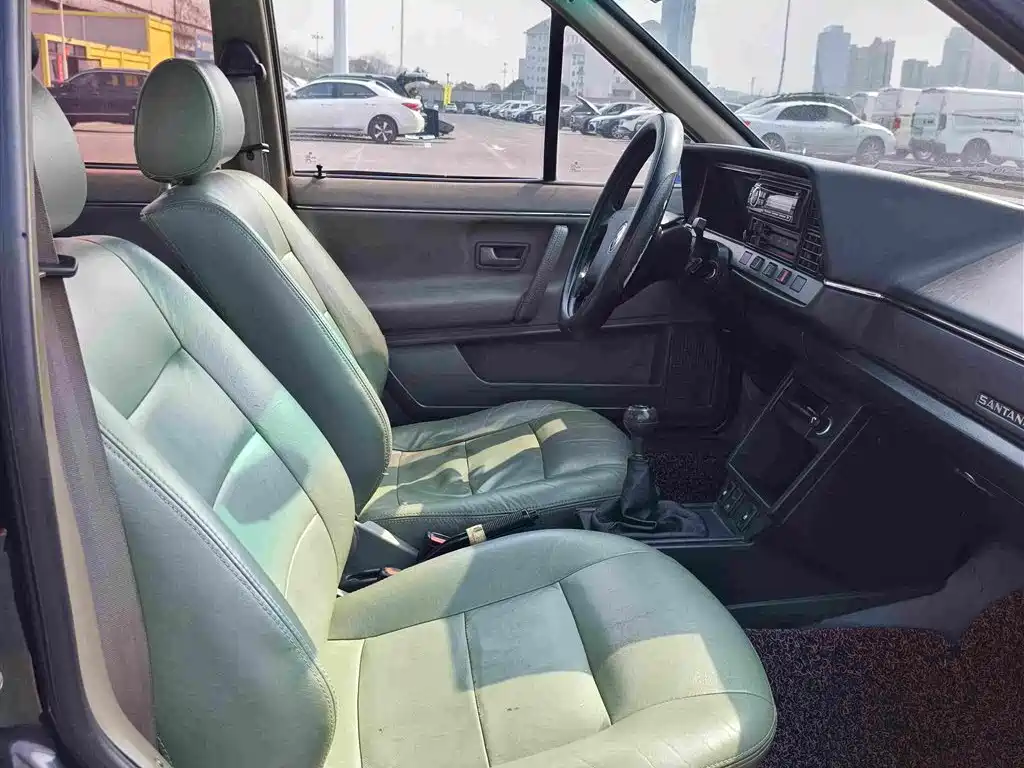 Volkswagen Santana Classic — миниатюра 12