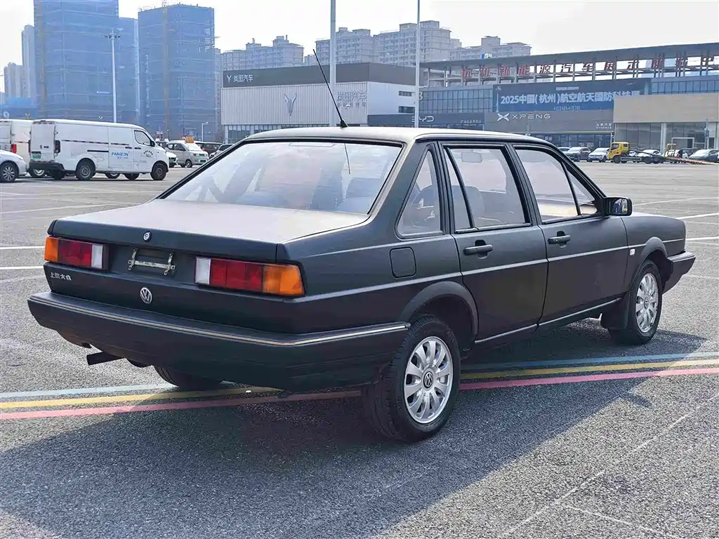 Volkswagen Santana Classic — миниатюра 6