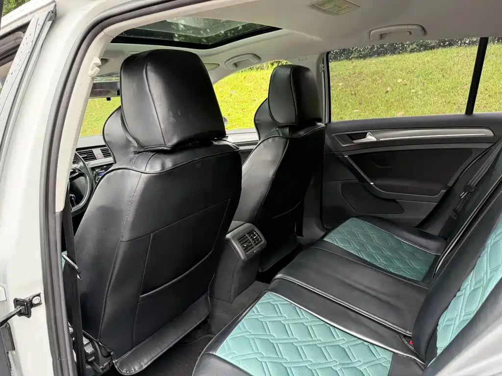 Volkswagen Golf — миниатюра 11