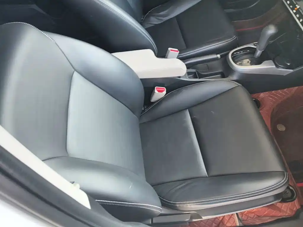 Honda Fit — миниатюра 25