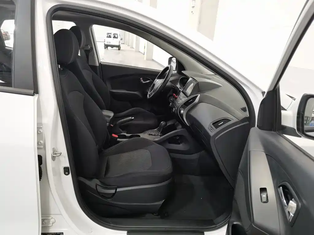Hyundai ix35 — миниатюра 23