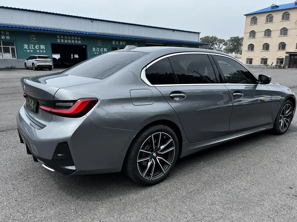 BMW 3 Series — миниатюра 2