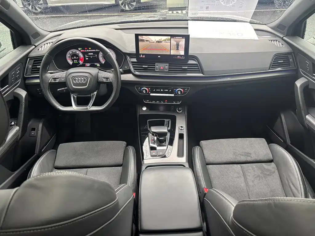 Audi Q5L Sportback — миниатюра 8