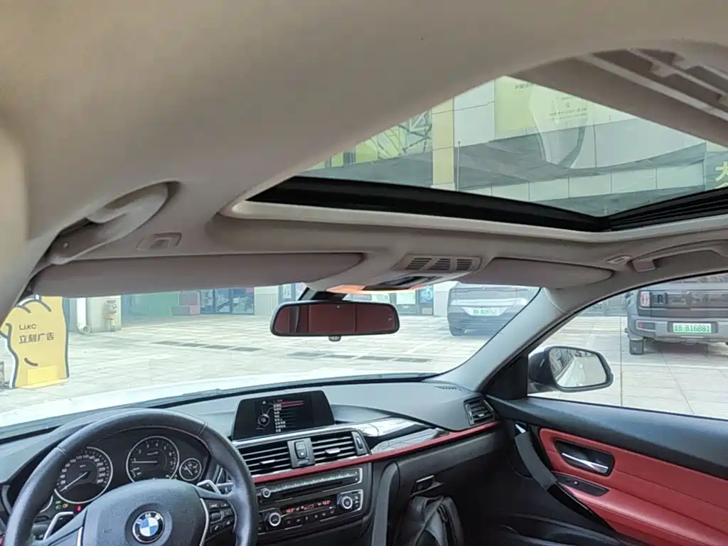 BMW 3 Series — миниатюра 18