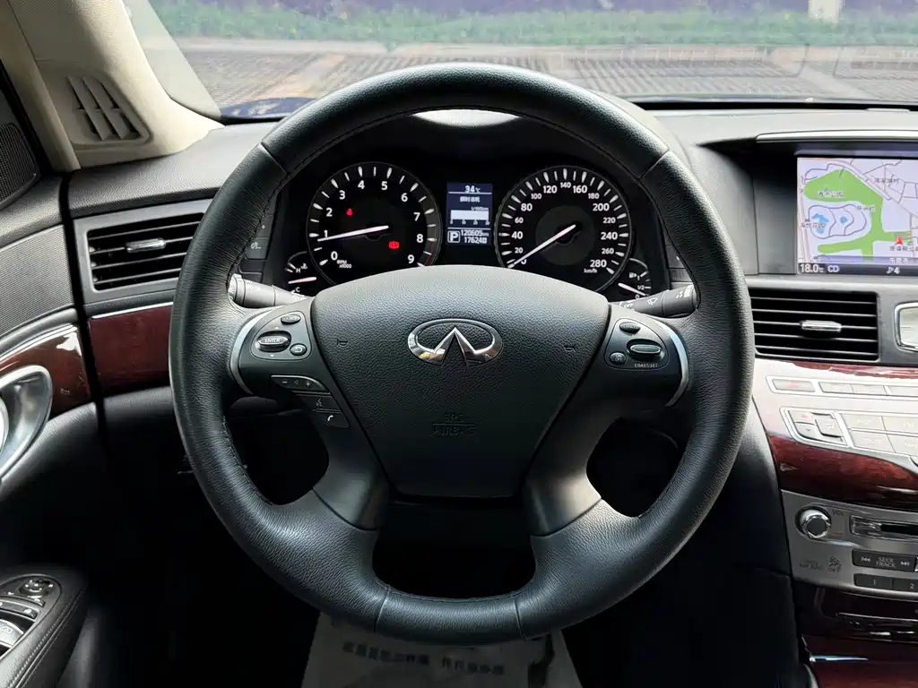 Infiniti Q70 — миниатюра 15