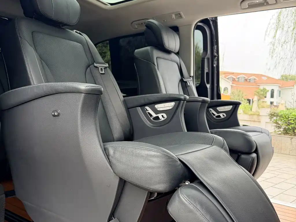 Mercedes-Benz V-Class — миниатюра 5
