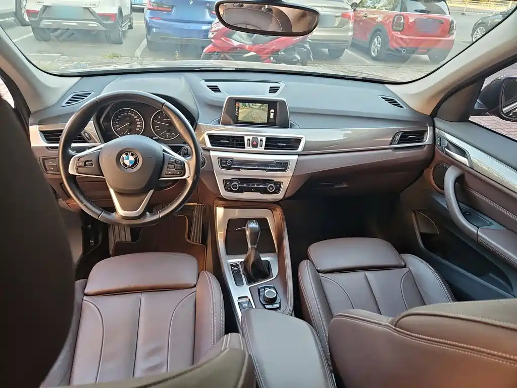 BMW X1 — миниатюра 14