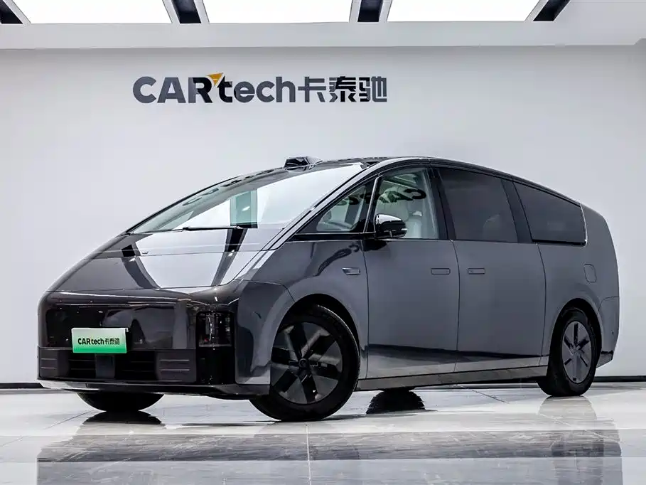 Li Auto MEGA 2024 Ultra