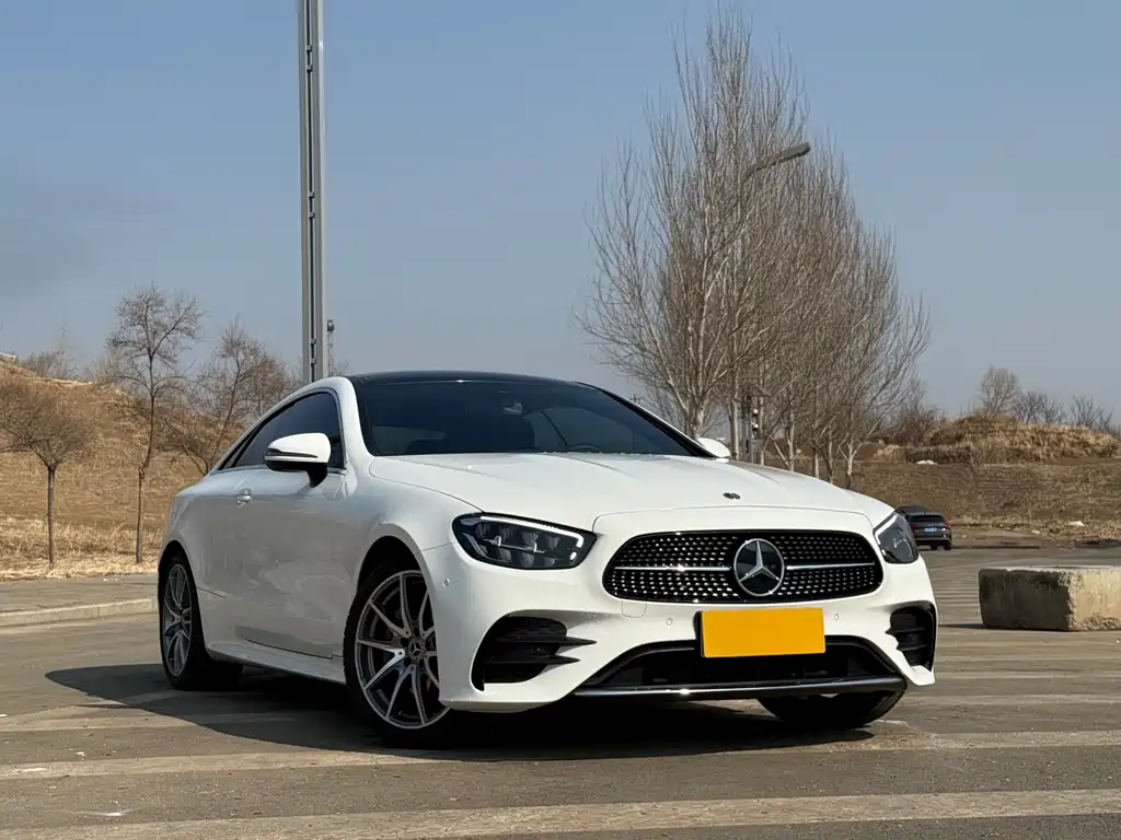 MERCEDES-BENZ E CLASS