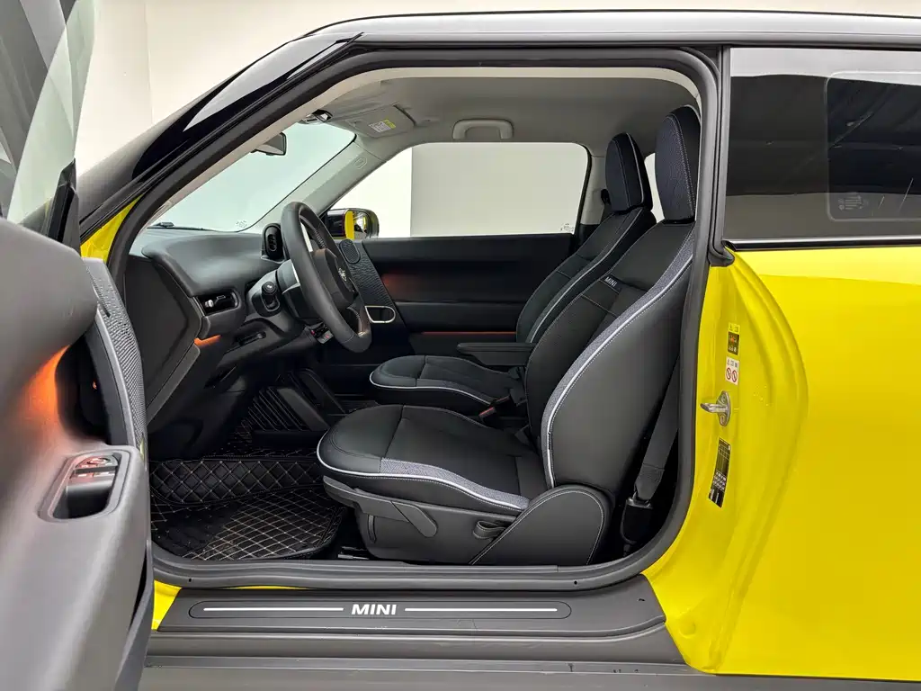 MINI MINI COOPER EV — миниатюра 7