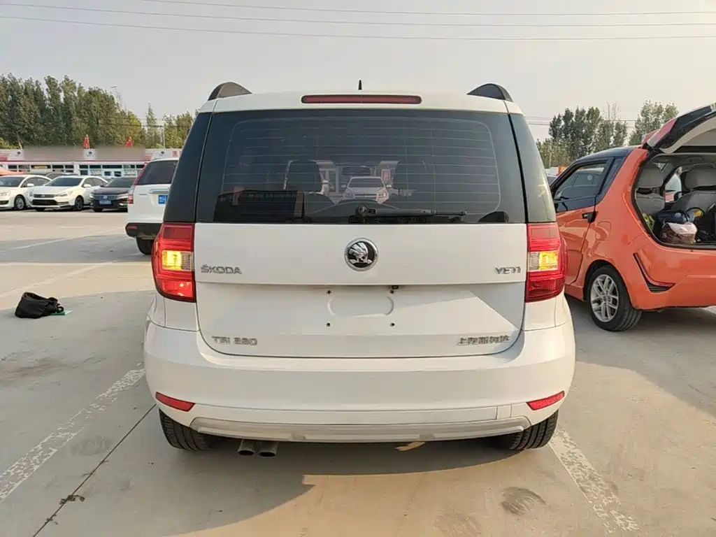 Skoda Yeti — миниатюра 6