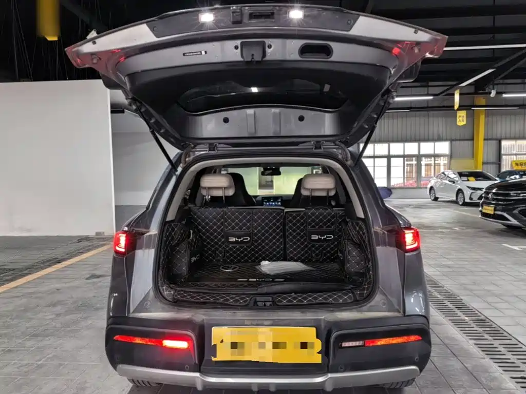 BYD Yuan UP — миниатюра 19