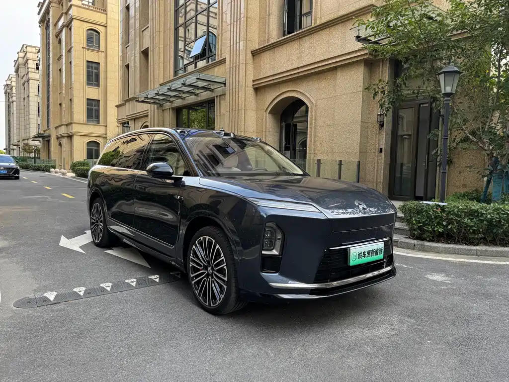 NIO ES8 2026 мест Executive