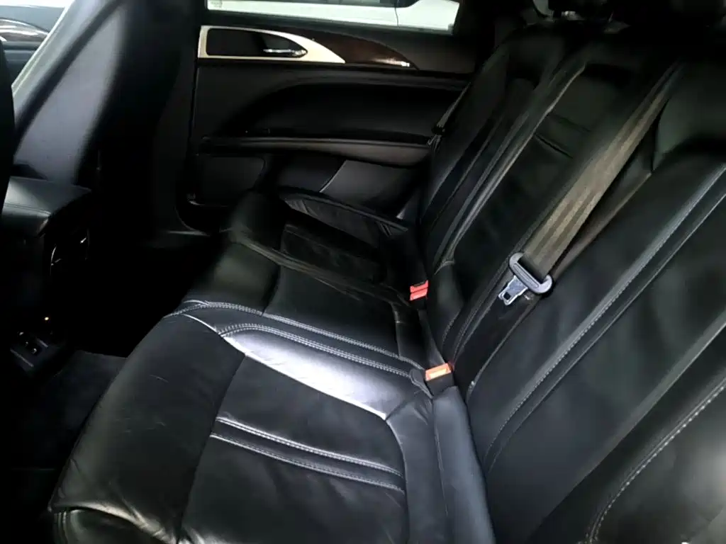 Lincoln MKZ — миниатюра 17