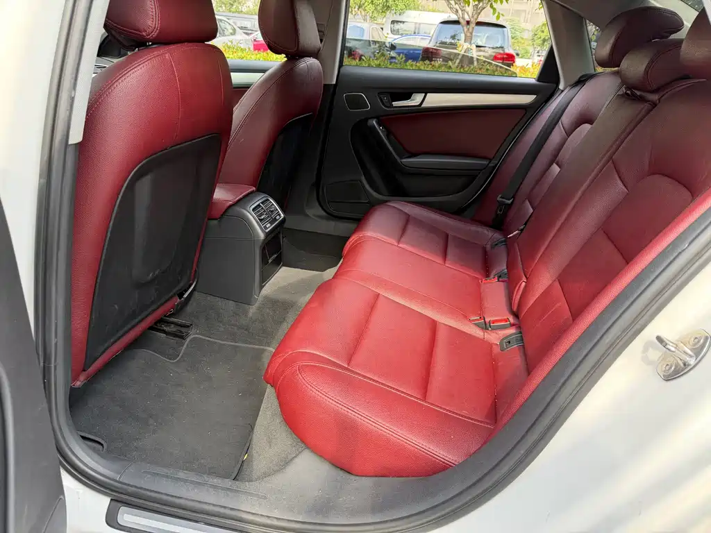 Audi A4L — миниатюра 10